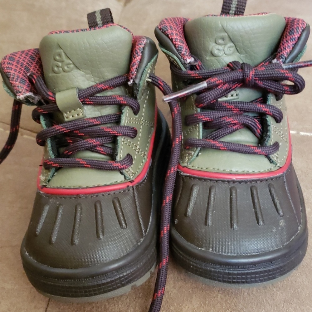 Nike boots